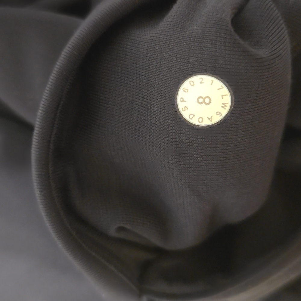 Original Lululemon Capri Leggings - Picture 6 of 11